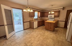 87 FALLING ROCK DR, STUARTS DRAFT, VA 24477