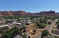 160 W 100 S, Kanab, UT 84741