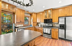 212 6th Street E, Northfield, MN 55057