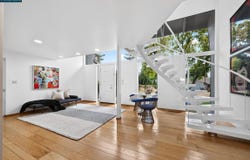 65 Bates Blvd, Orinda, CA 94563