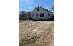 102 8th Street, Windom, MN 56101