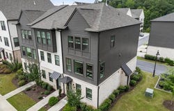 6579 Beacon Drive, Sandy Springs, GA 30328
