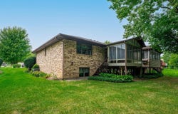 6944 REDANSA, ROCKFORD, IL 61108