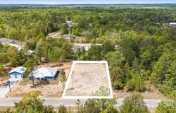 Upland Place, Chipley, FL 32428