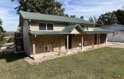 335 Bonanza Drive, Kimberling City, MO 65686