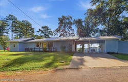 407 W Dewey Camp Drive, Florence, MS 39073