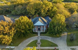 1860 Plum Creek Drive, Midlothian, TX 76065