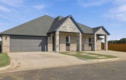 183 Rancho Sol, Durant, OK 74701