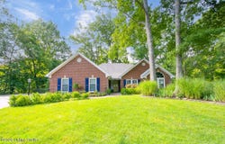 7804 Deep Trail Ct, Prospect, KY 40059