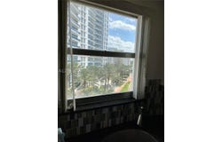 6039 Collins Ave, Miami Beach, FL 33140