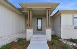 8263 W Mossy Stone, Maize, KS 67101