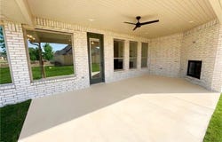 1351 Greyback Lane, Centerton, AR 72719