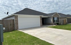 1705 Ace Avenue, Gentry, AR 72734
