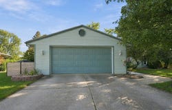 614 Azuba Ct, Columbia City, IN 46725