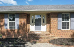 923 Meadow Lane, Harrodsburg, KY 40330