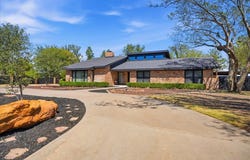 107 Wood Circle, Levelland, TX 79336