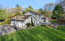 10 Oak Hill Road, Scituate, RI 02831