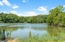 1518 Ridgely Dr, Edgewater, MD 21037