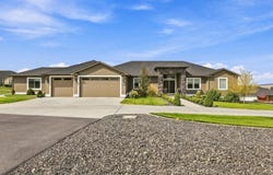 72305 E Reata Rd, Kennewick, WA 99338
