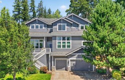 2235 CRESTVIEW Dr, WestLinn, OR 97068