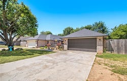 118 Fox Run Place, Lowell, AR 72745