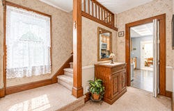 116 Hawthorne Avenue, Floral Park, NY 11001