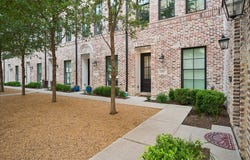 14957 Oak Street, Addison, TX 75001