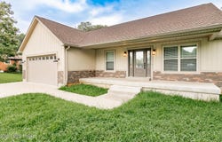 369 Meadowview Dr, Elizabethtown, KY 42701