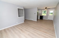 715 N 3rd Avenue, Winterset, IA 50273