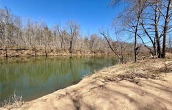 10828 Jayhawk Road, Irondale, MO 63648
