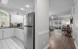 4221 Hibiscus Dr., Little River, SC 29566
