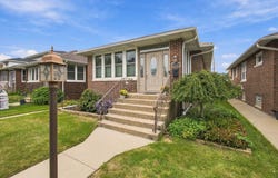 1536 Brown Avenue, Whiting, IN 46394