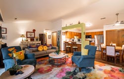 6185 S Creekside Dr, Cudahy, WI 53110