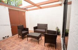 333 Ives Dairy Rd, Miami, FL 33179