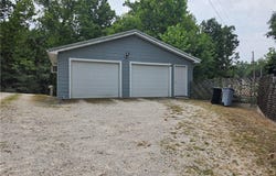 1425 Lick Creek Road, Edwards, MO 65326