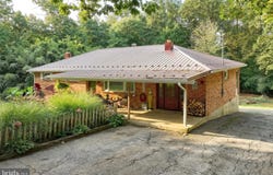 5400 LEWISBERRY Road, DOVER, PA 17315