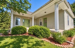 729 Co Rd 1375 E, Carmi, IL 62821