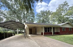 112 Oakmont Drive, Macon, MS 39341