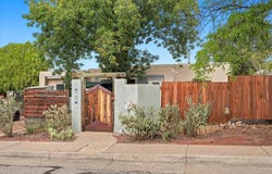 2723 Hyder Avenue SE, Albuquerque, NM 87106