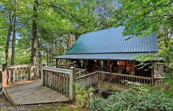 739 Stonegate Way, Townsend, TN 37882