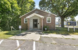 1060 Worcester St, Springfield, MA 01151