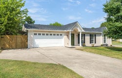 12902 Carousel Drive, Alexander, AR 72002