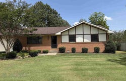755 N 12th Ave, Piggott, AR 72454
