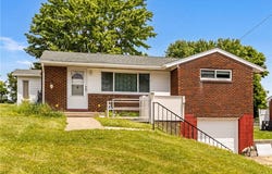 203 Burch Dr, Coraopolis, PA 15108