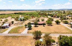 414 E Walnut Street, Strawn, TX 76475