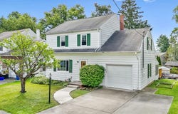 2722 Crescent Drive, ENDICOTT, NY 13760