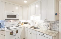68 Kings Highway, Hampton, NH 03842