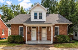 306 Walnut Street, Waterloo, IL 62298