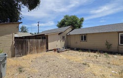 313 E Kearney St, Caldwell, ID 83605