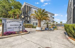 2902 River Drive, Savannah, GA 31404